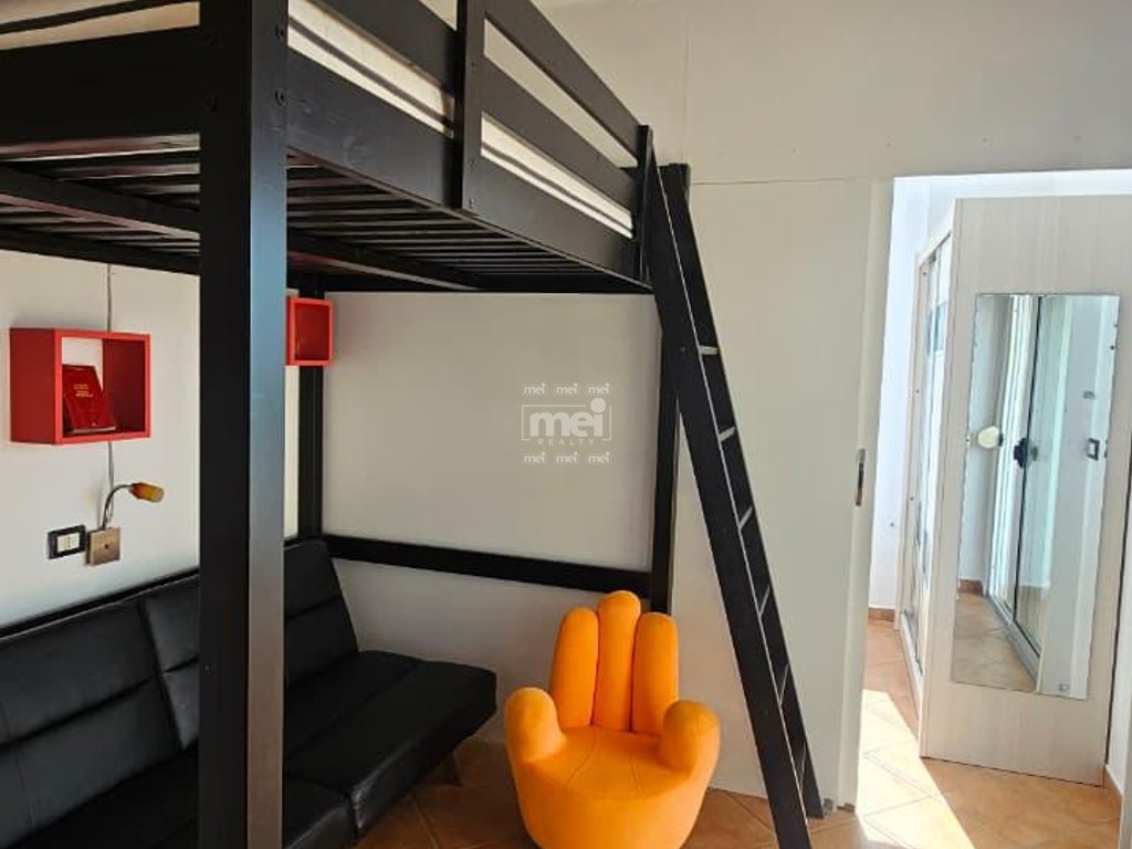 SHITET APARTAMENT 1+1 TEK SHKEMBI KAVAJES ME PAMJE DETI!