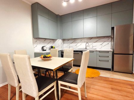 JEPET ME QIRA APARTAMENT  2+1 TEK MUZEUMI