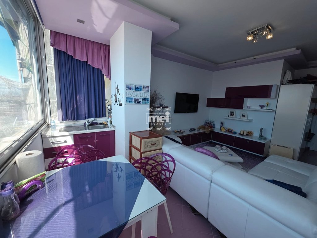 JEPET ME QIRA APARTAMENT 1+1 ME PAMJE DETI TE RROTA KUQE, PLAZH!