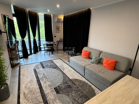 SHITET GARSONIERE NE "WHITE HILL RESIDENCE"-CURRILA!