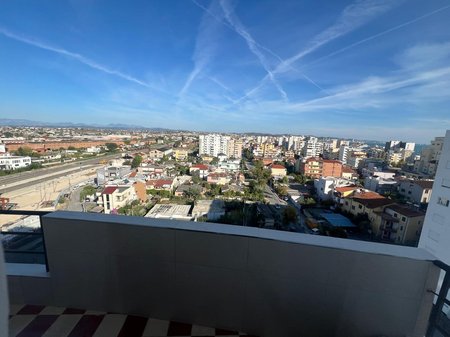 JEPET ME QIRA APARTAMENT 1+1 TE RROTA KUQE!