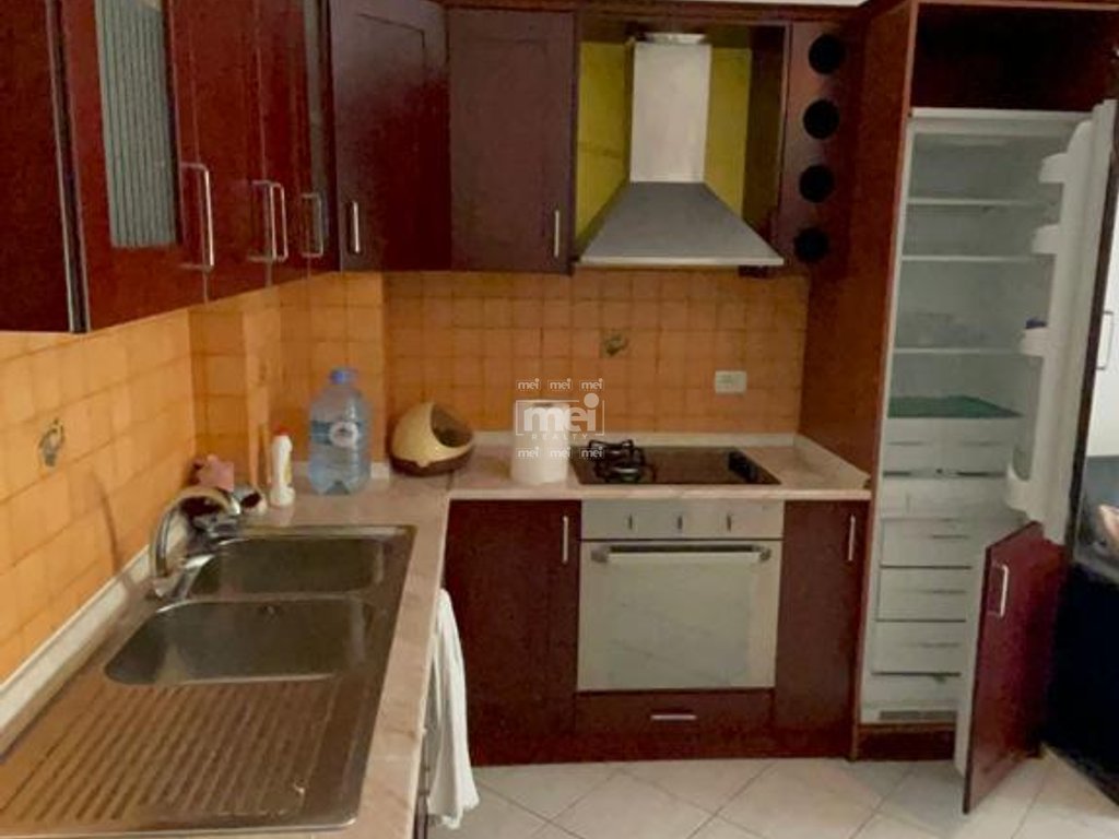 JEPET ME QIRA APARTAMENT 1+1 NE PLAZH