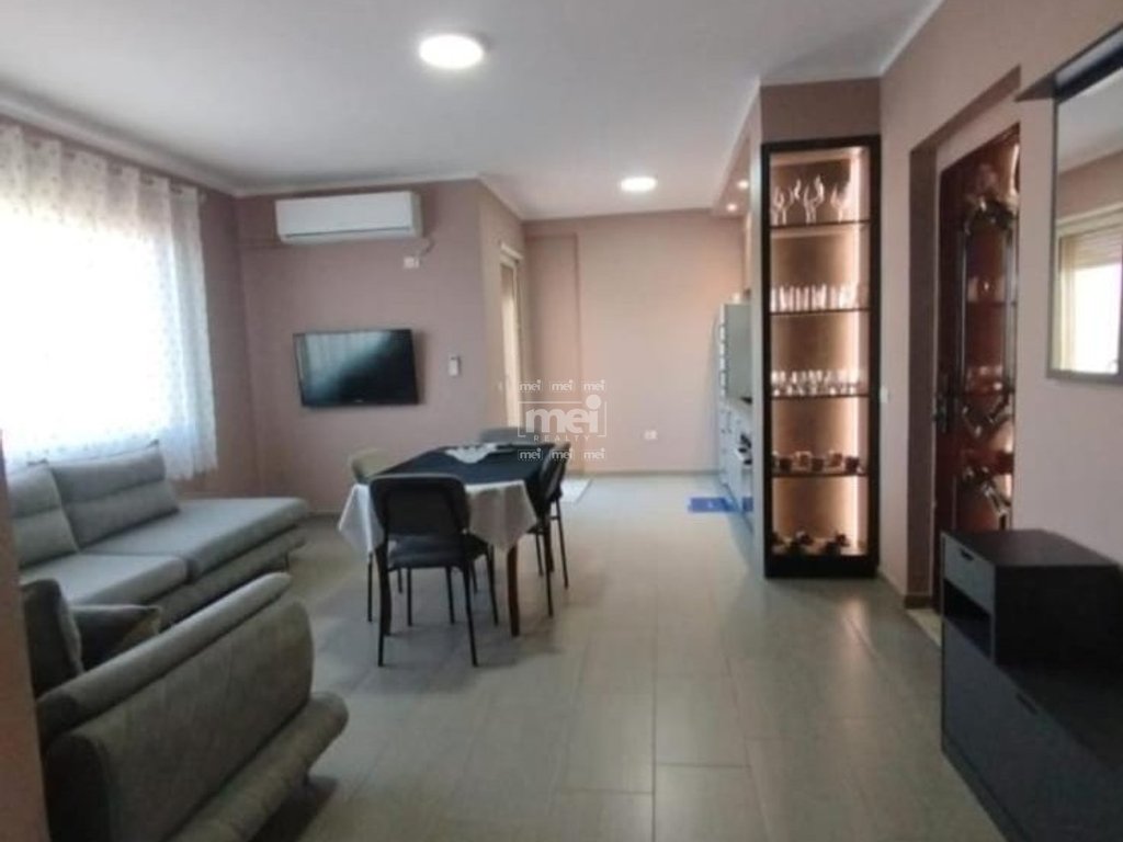 JEPET ME QIRA APARTAMENT 2+1 TEK URA E DAJLANIT!