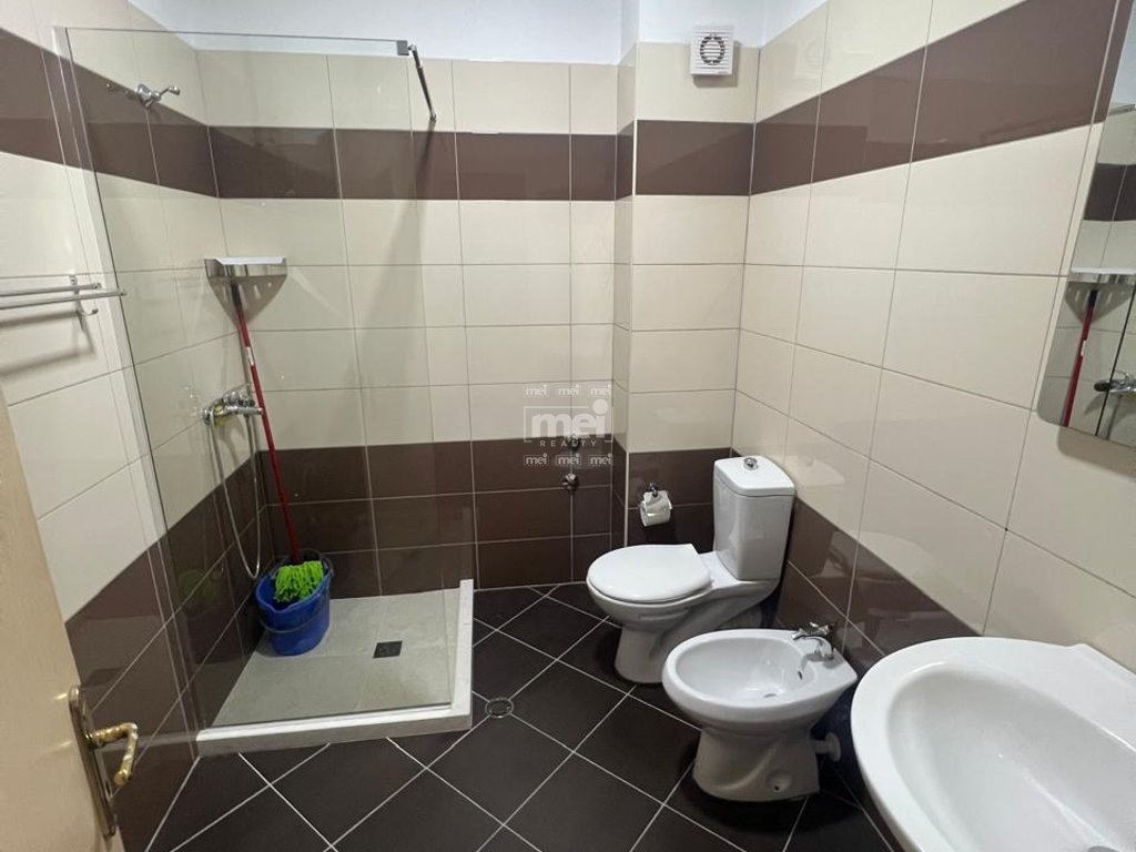 JEPET ME QIRA APARTAMENT 1+1 TE RROTA KUQE!