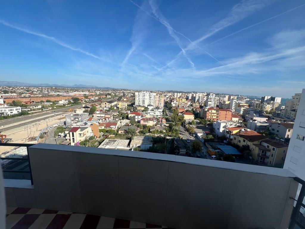 JEPET ME QIRA APARTAMENT 1+1 TE RROTA KUQE!