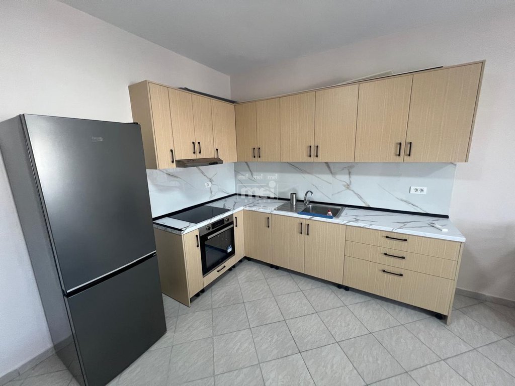 JEPET ME QIRA APARTAMENT 1+1 TE RROTA KUQE!