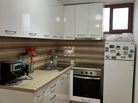 SHITET APARTAMENT 1+1 PRANE UJESJELLESIT!