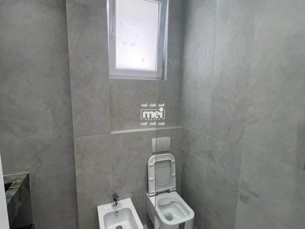 JEPET ME QIRA SUPER APARTAMENT 2+1 TEK URA E DAJLANIT!