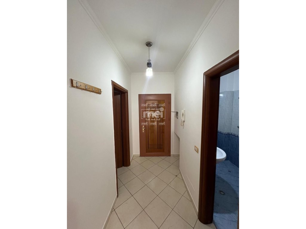 JEPET ME QIRA APARTAMENT 1+1 TE ISH FABRIKA E AKULLIT!