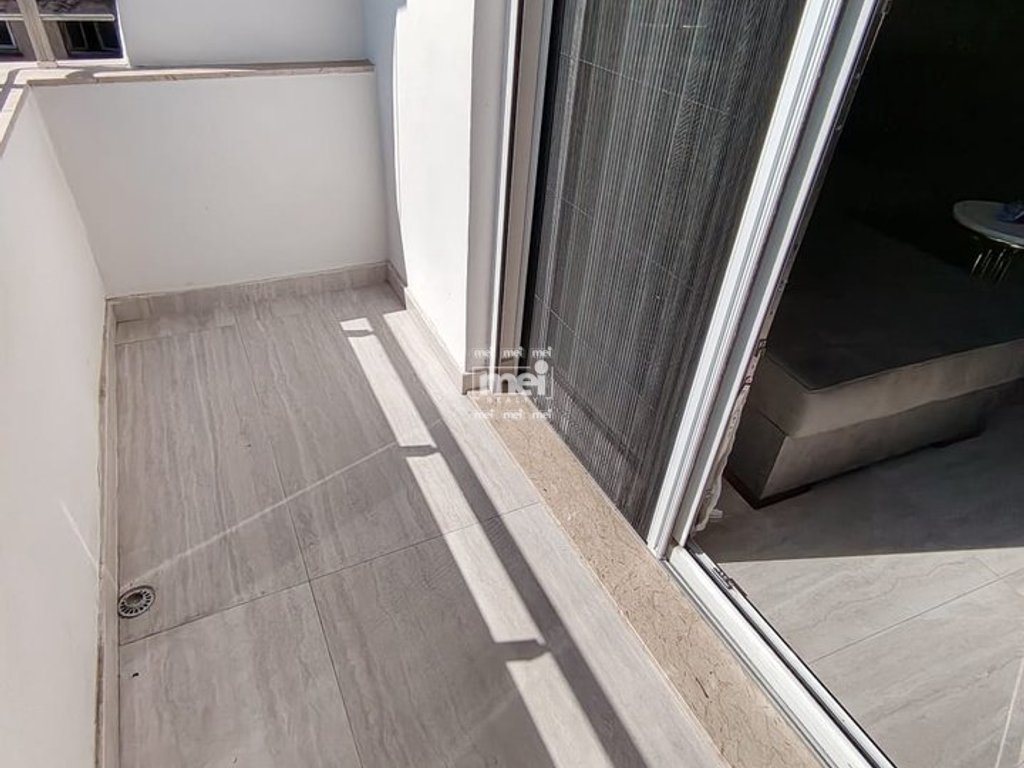 SHITET APARTAMENT 2+1 PRANE UJESJELLESIT!