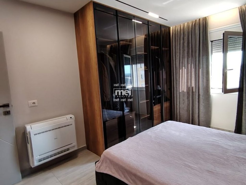 SHITET APARTAMENT 2+1 PRANE UJESJELLESIT!