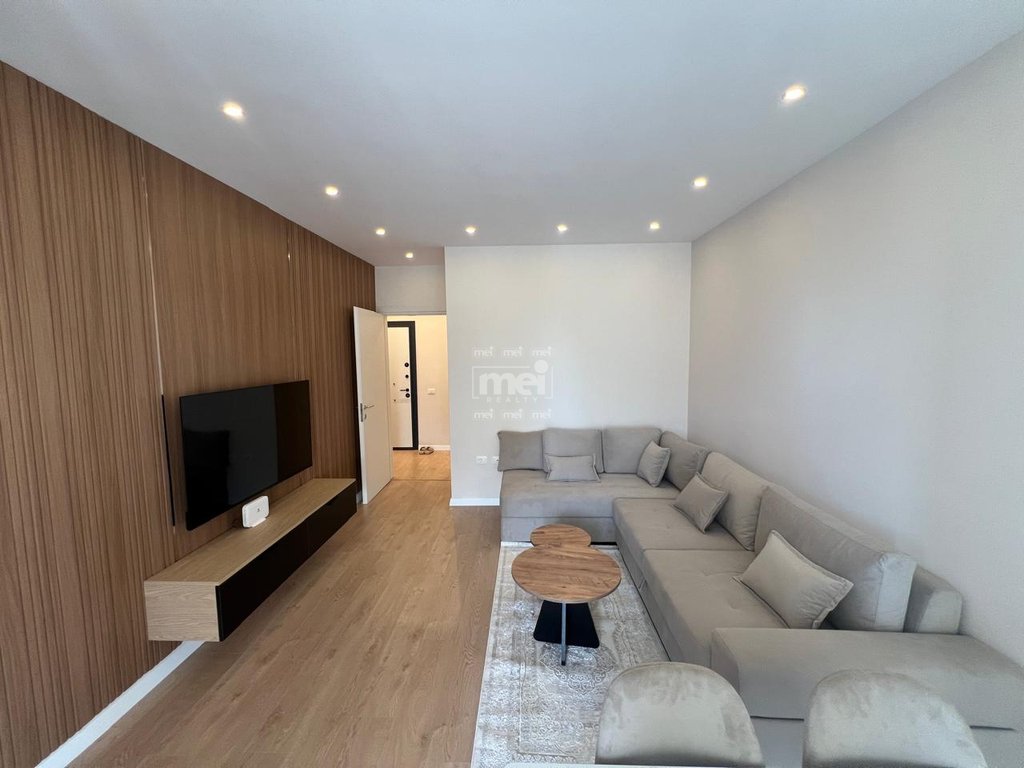 JEPET ME QIRA SUPER APARTAMENT 2+1 TEK URA E DAJLANIT!
