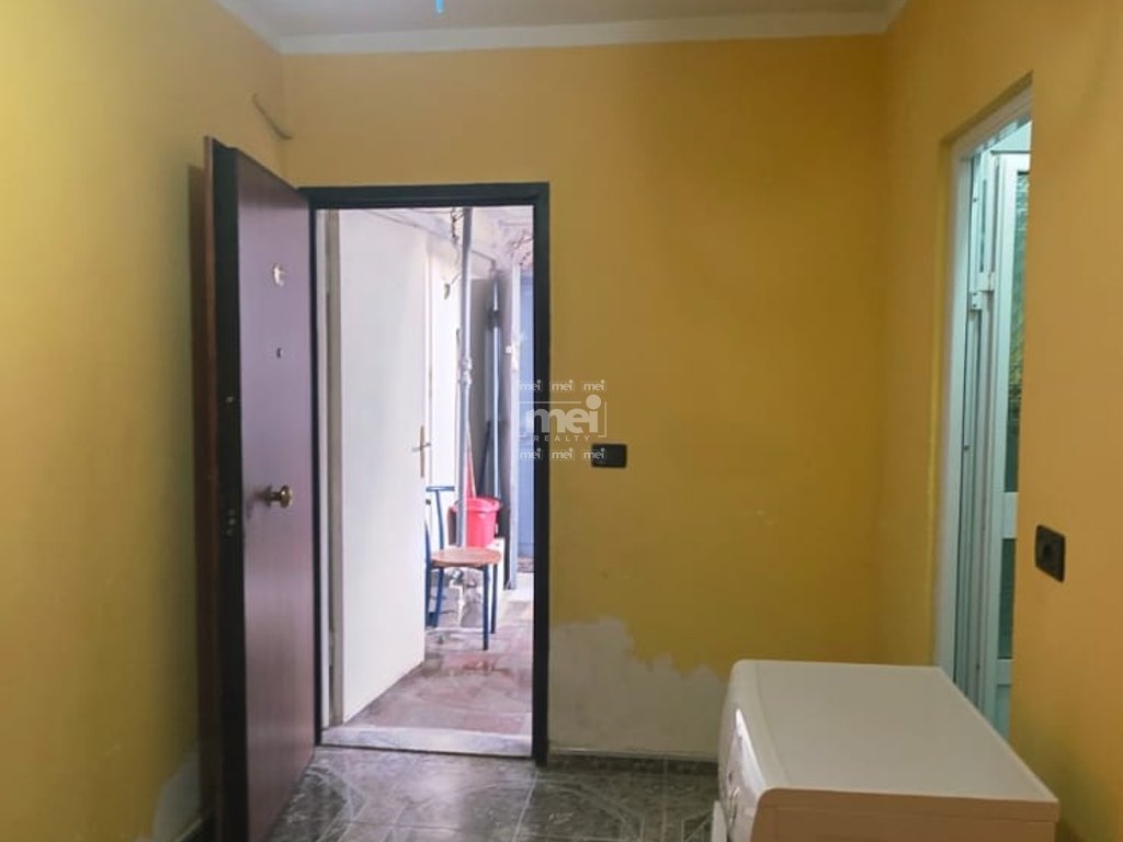 SHITET APARTAMENT 2+1 NË LAGJEN 16, DURRËS