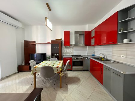 JEPET ME QIRA APARTAMENT 2+1,NE PLAZH!