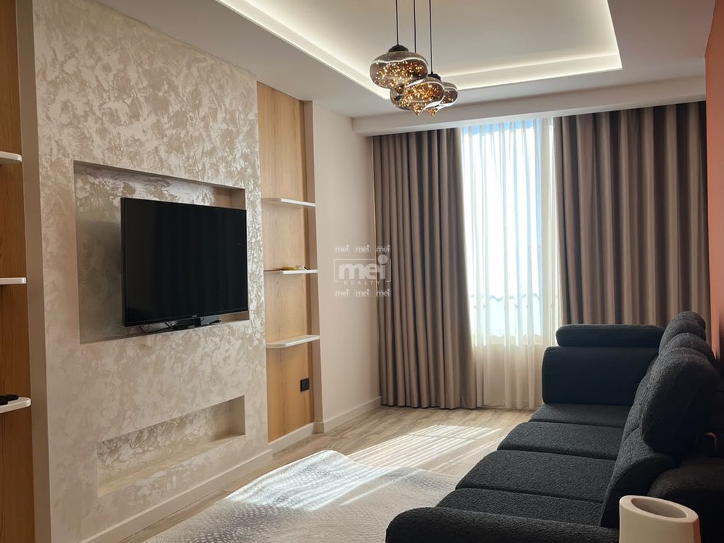 SHITET SUPER APARTAMENT 2+1  TEK RRUGA E RE E PORTIT!