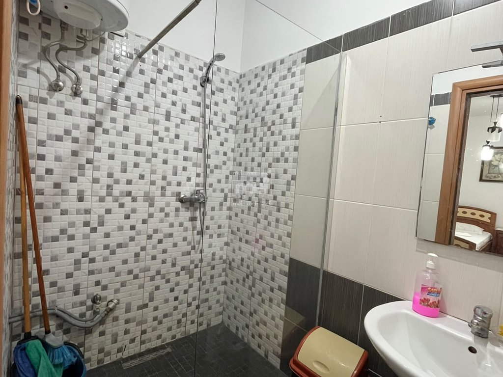 JEPET ME QIRA APARTAMENT 1+1,NE PLAZH!