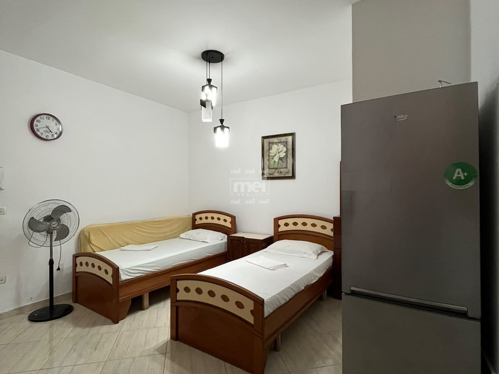 JEPET ME QIRA APARTAMENT 1+1,NE PLAZH!
