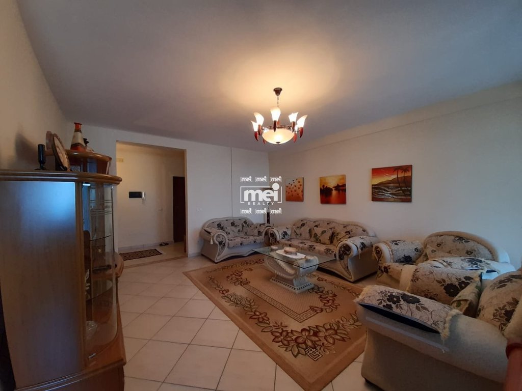JEPET ME QIRA APARTAMENT 2+1 NE VOLLGA!