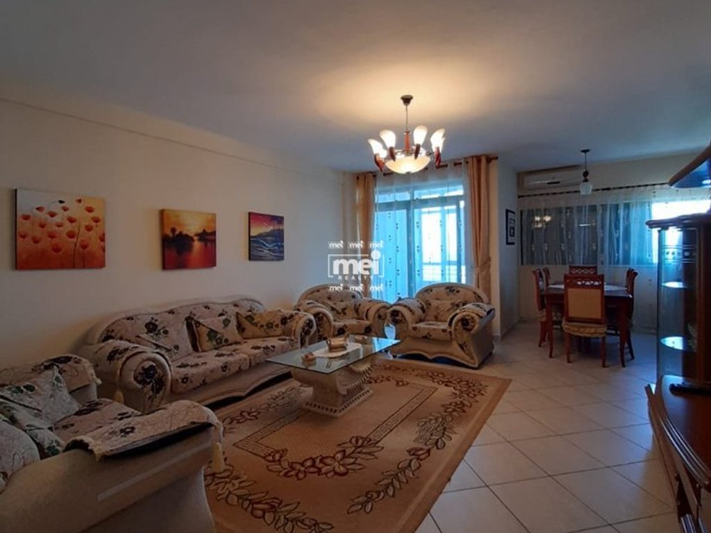 JEPET ME QIRA APARTAMENT 2+1 NE VOLLGA!
