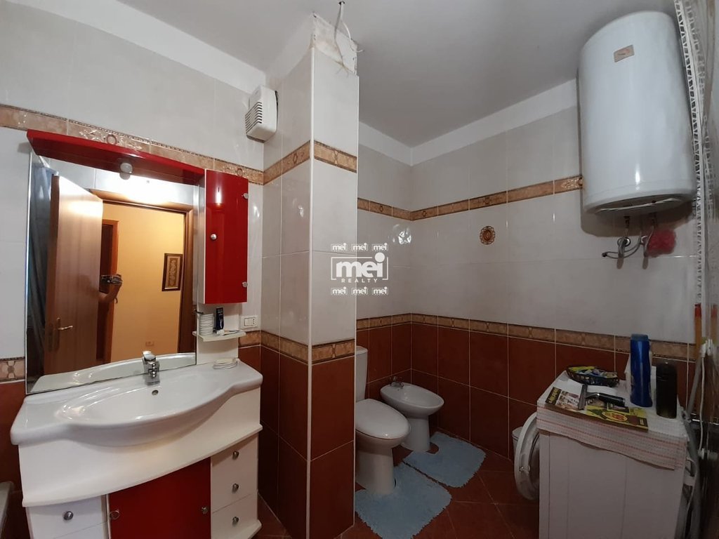 JEPET ME QIRA APARTAMENT 2+1 NE VOLLGA!