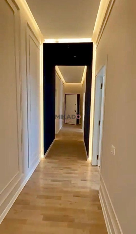 Jepet me qira apartament 2+1+2 tek Square 21!