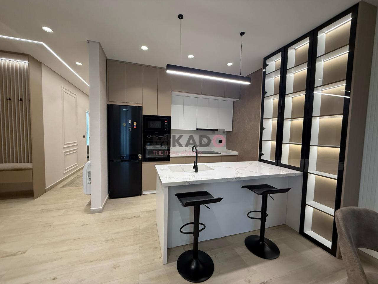 Affittasi appartamento 2+1+2 con 1 posto auto presso Residenca Sofia, TEG!