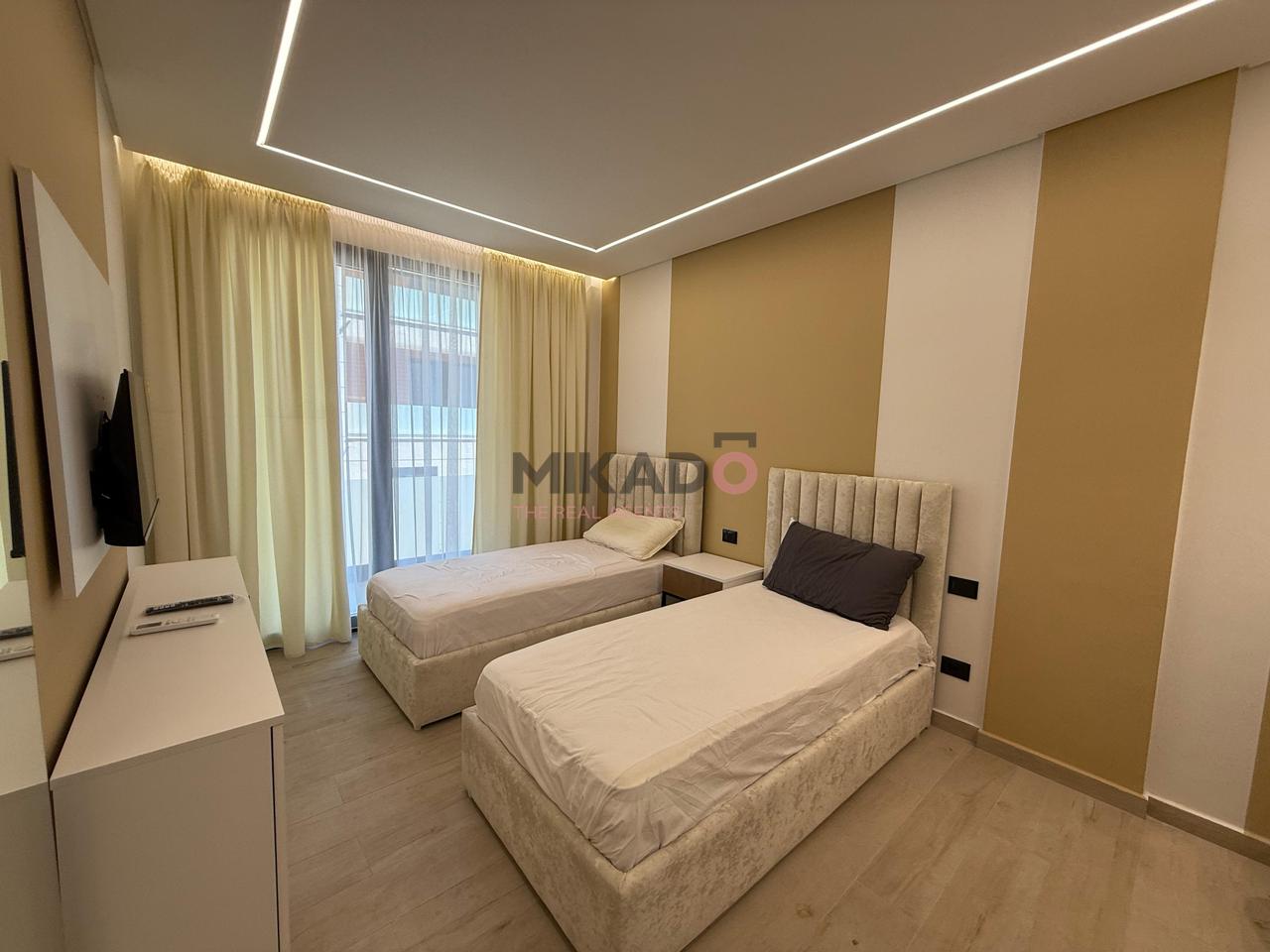 Affittasi appartamento 2+1+2 con 1 posto auto presso Residenca Sofia, TEG!