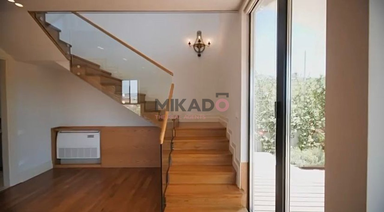 Villa su due piani in vendita a Koder e Kuqe, Paskuqan!