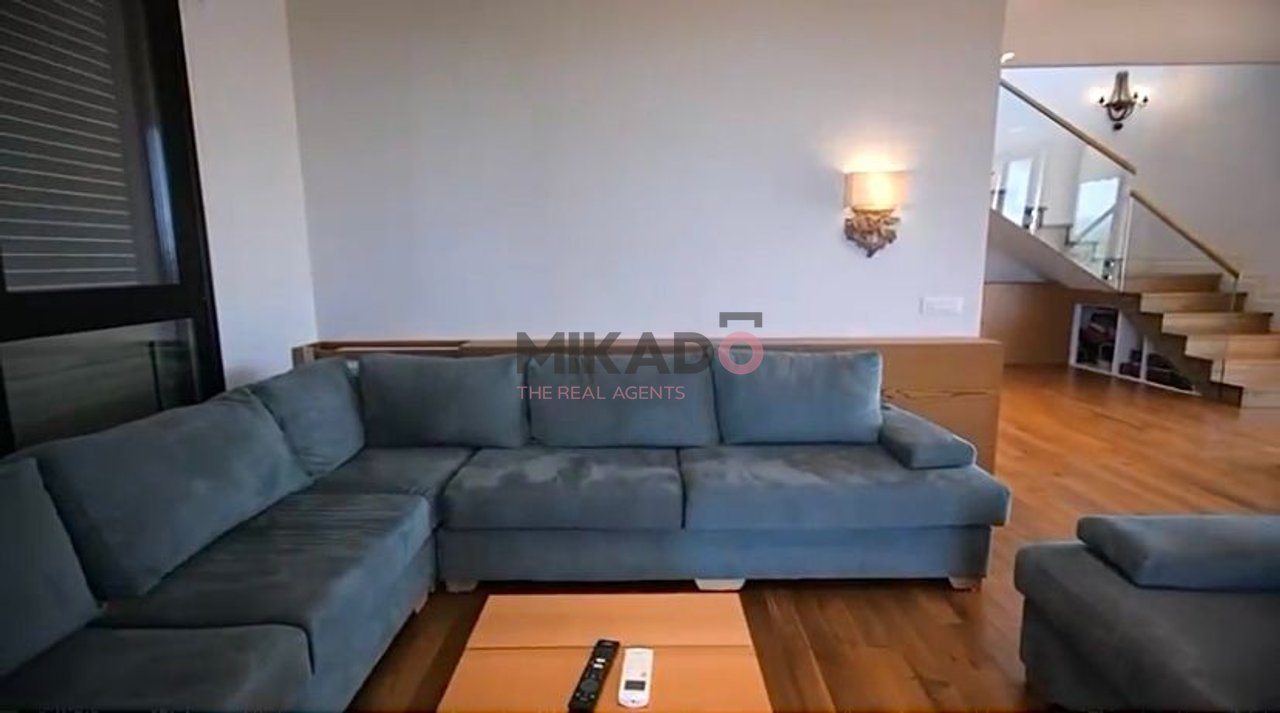 Villa su due piani in vendita a Koder e Kuqe, Paskuqan!