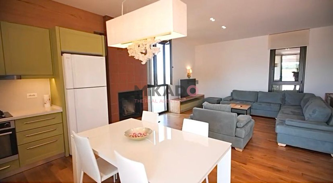 Villa su due piani in vendita a Koder e Kuqe, Paskuqan!