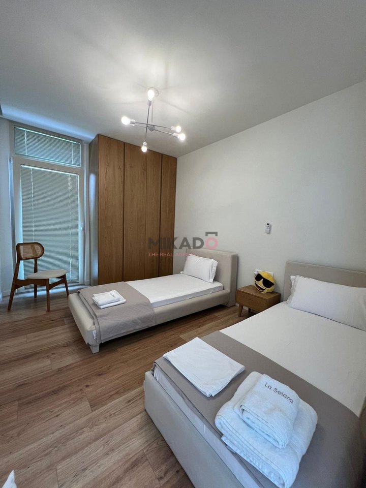 Vendesi appartamento 2+1 a Green Coast!