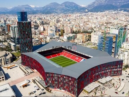 Jepet Apartament 2+1 me Qira tek Venezia, prane Air Albania Stadium!