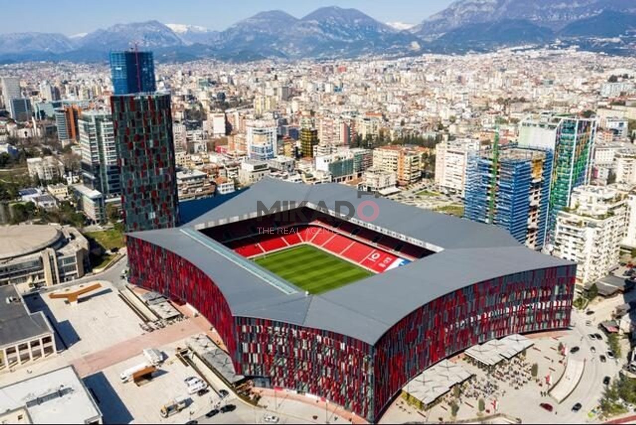 Jepet Apartament 2+1 me Qira tek Venezia, prane Air Albania Stadium!
