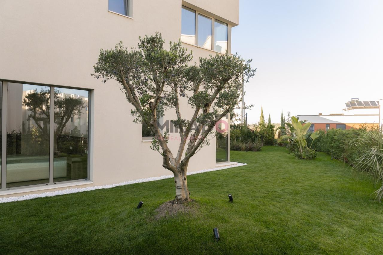 Jepet me Qira Apartament 2+1+2 tek Green Valley Residence!