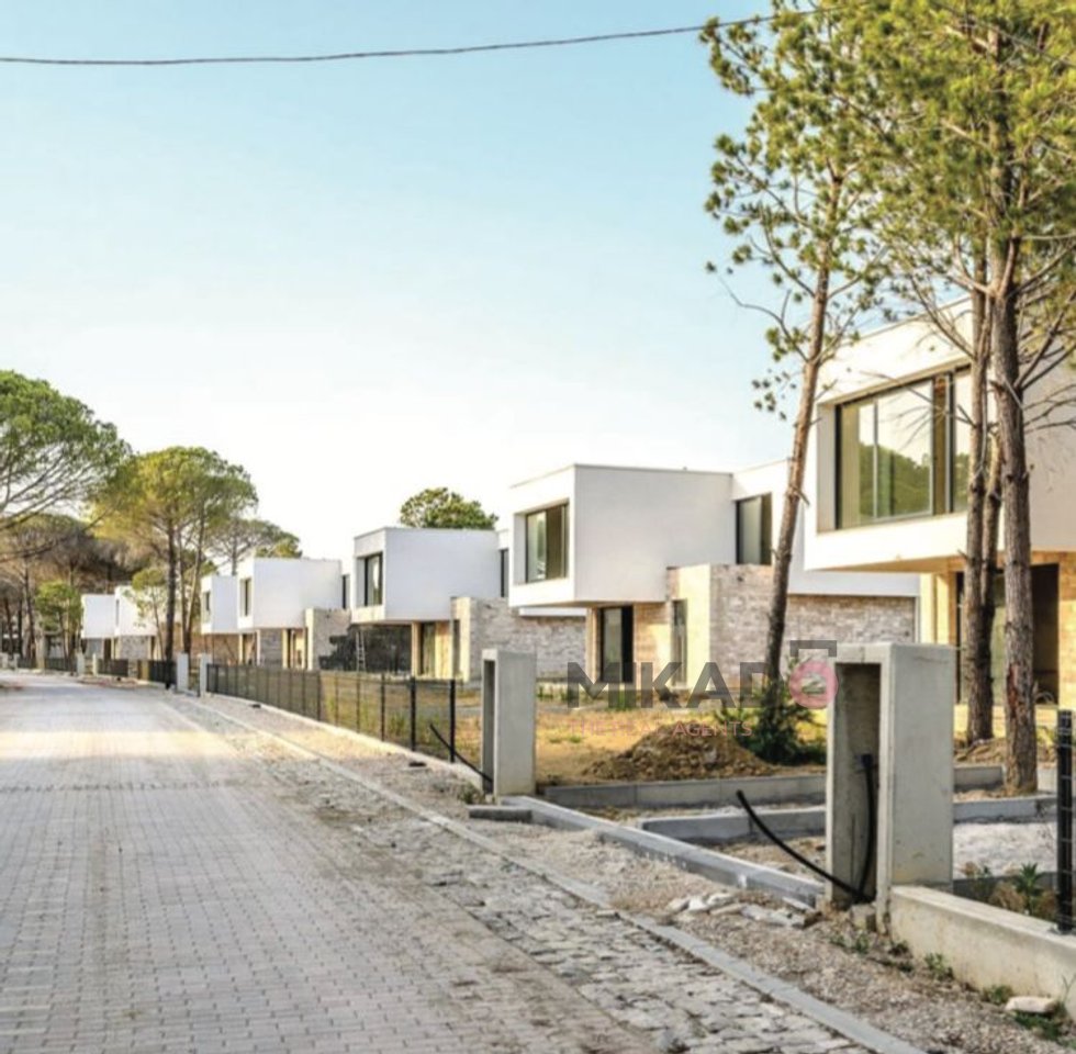 Individual villa for sale at San Pietro Residence, Gjiri i Lalzit!