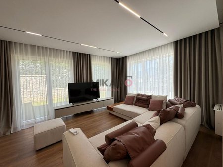 A 4-story villa is for rent at Residenca Forest, Dry Lake!