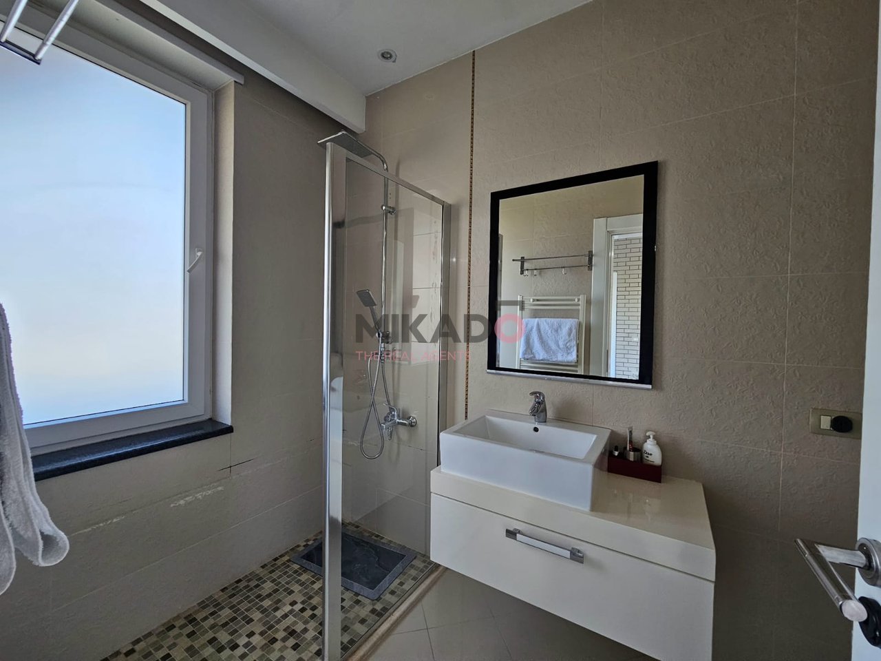 Apartment 2+1+2 for sale near the Artificial Lake of Tirana!