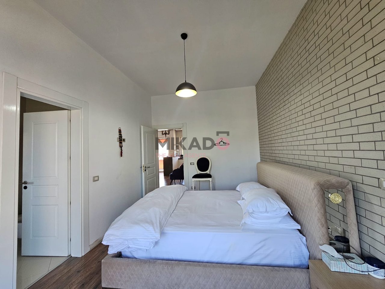 Apartment 2+1+2 for sale near the Artificial Lake of Tirana!