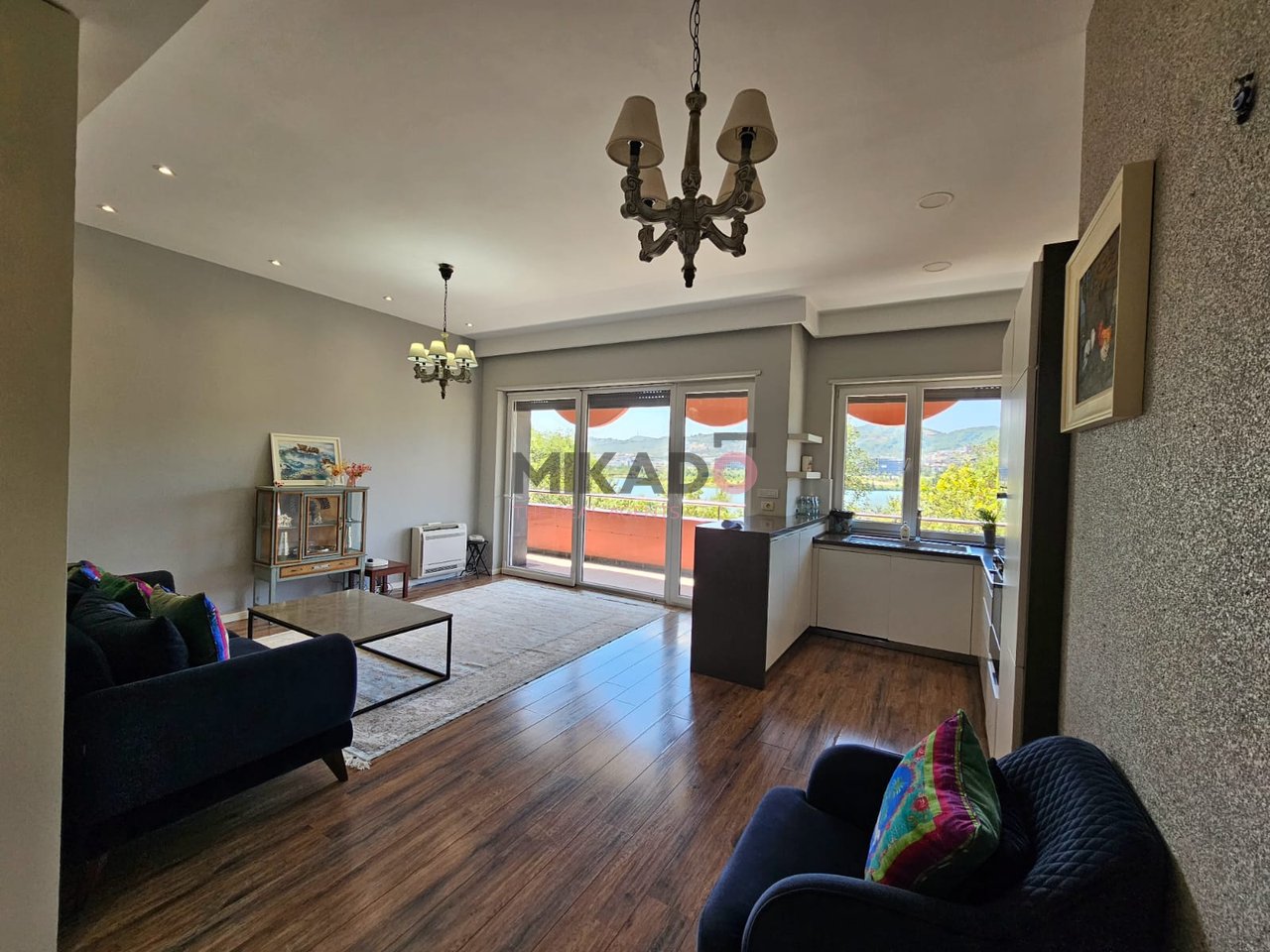 Apartment 2+1+2 for sale near the Artificial Lake of Tirana!