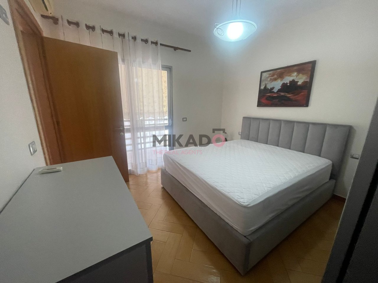 Jepet me Qira Apartament 2+1 tek Zogu i Zi!