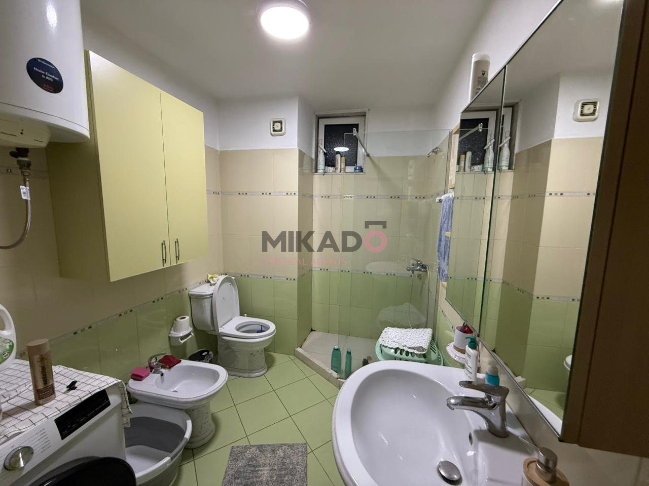 Shitet Apartament 2+1 ne Bllok!