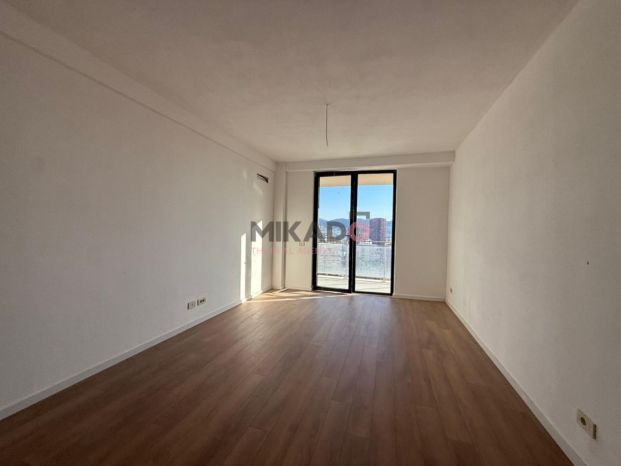 Shitet Apartament 3+1+2 tek Golden Tower Residence, Rruga Mine Peza!