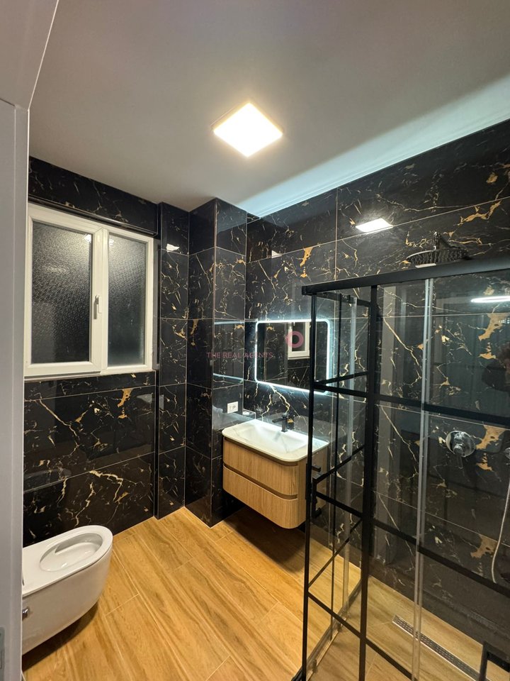 Affittasi Appartamento 2+1+2 - Giardino Botanico!