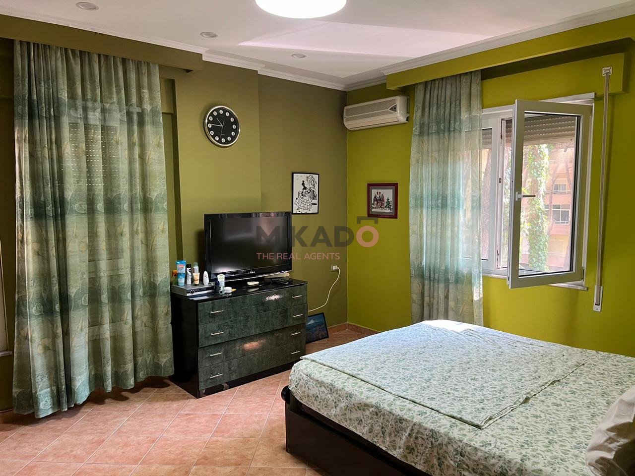 Shitet Apartament 2+1 tek Mali Robit!