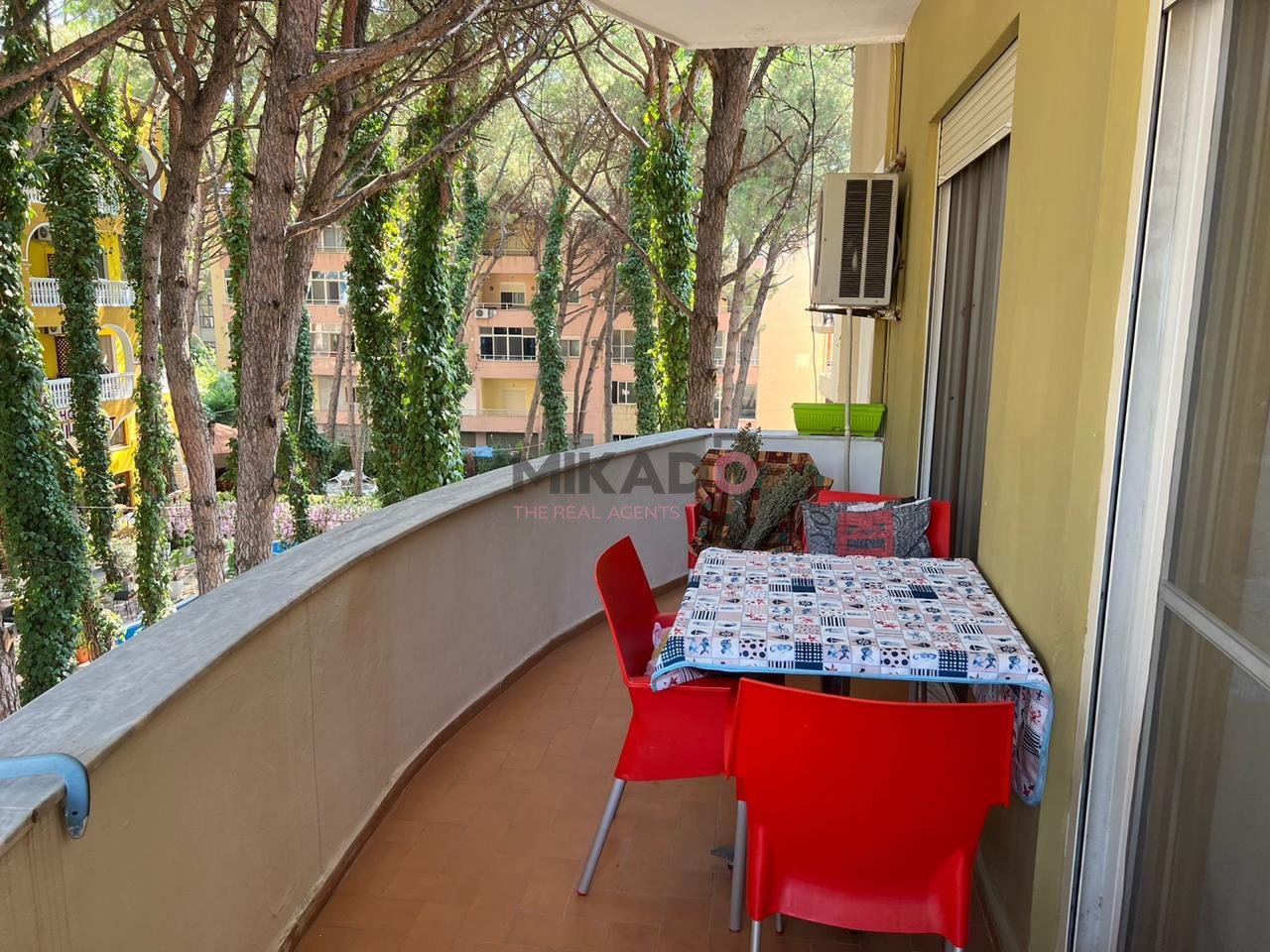 Shitet Apartament 2+1 tek Mali Robit!