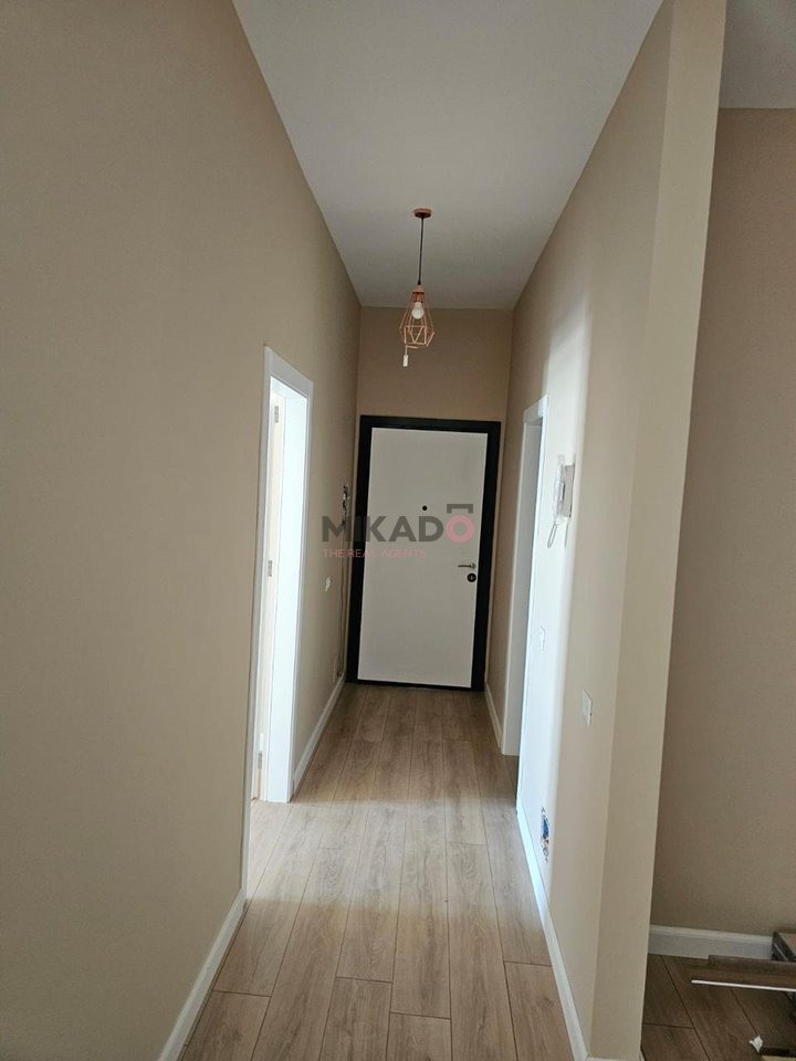 Shitet Apartament 1+1 - Rezidenca “Porta Tirana e Re” !