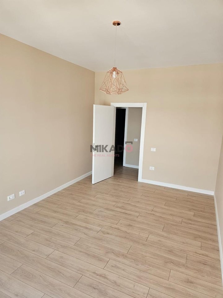 Shitet Apartament 1+1 - Rezidenca “Porta Tirana e Re” !
