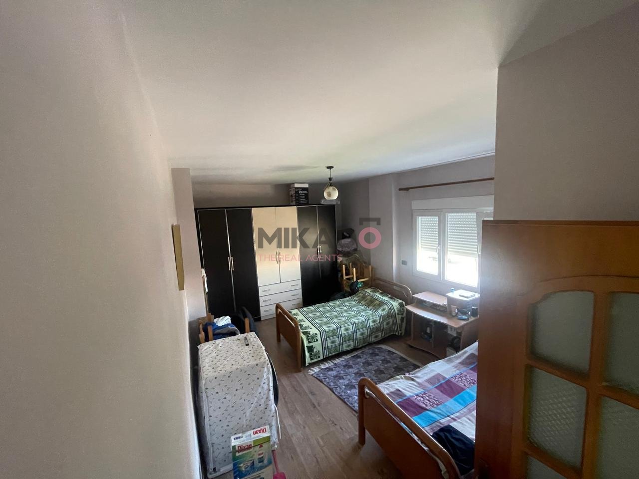 Shitet Apartament 2+1+2 tek Bulevardi i Ri!