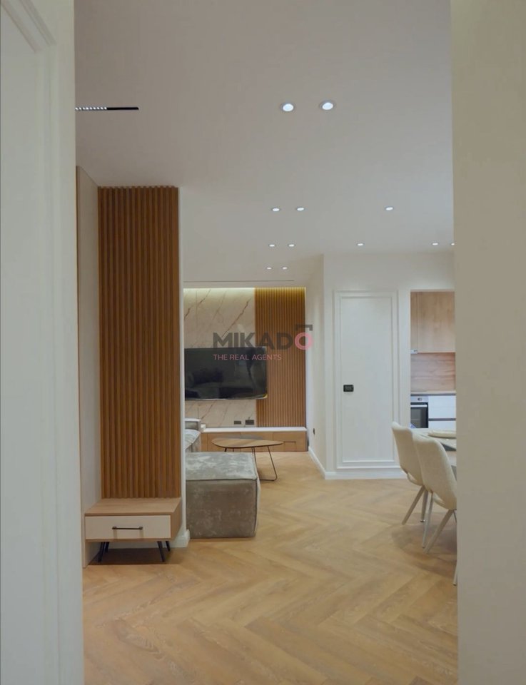 Vendesi Appartamento 2+1+Guardaroba - Di fronte a Delijorgji!