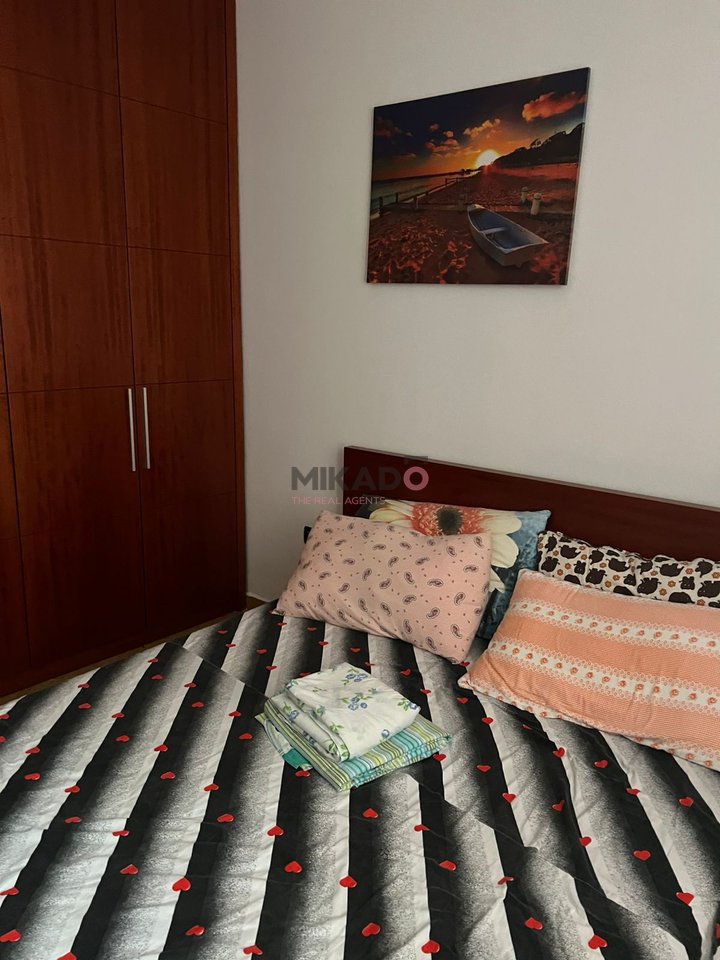 Shitet Apartament 1+1 - Shengjin !